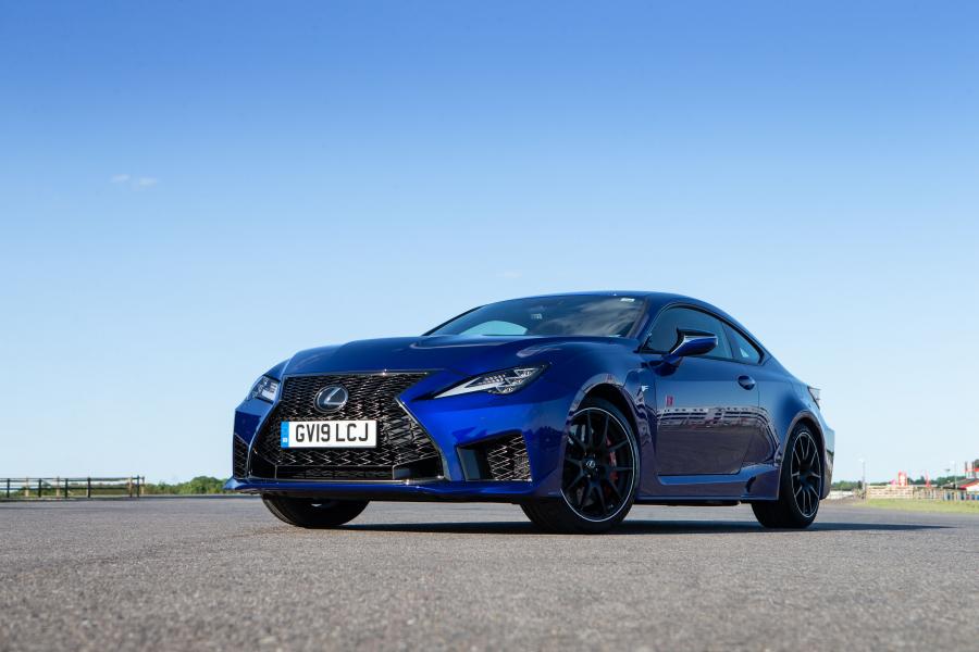  Lexus RC F 2019 года  (UK) (фото 2 из 40)